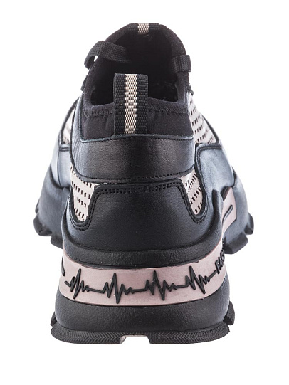 G162 624 Кроссовки